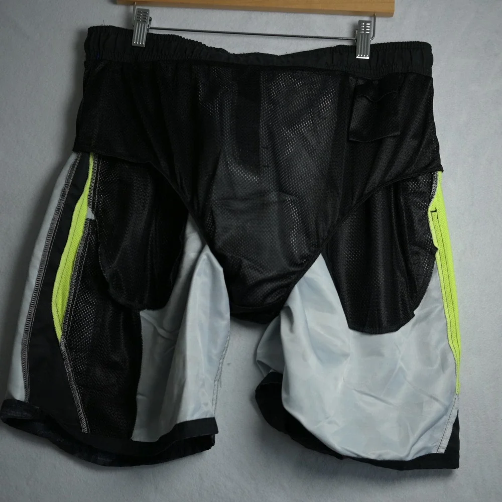 Nike Mens Camo Swim Trunks XL Grey Neon Yellow NESS5338 Board Shorts Lined - Picture 10 of 15